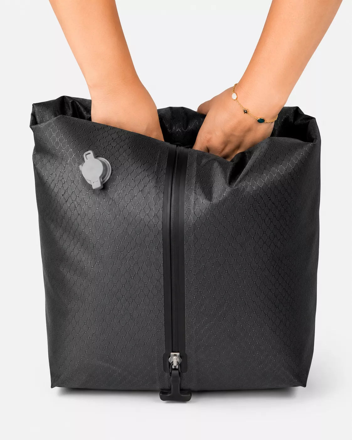 Travel Vacuum Compression Bag — No Pump